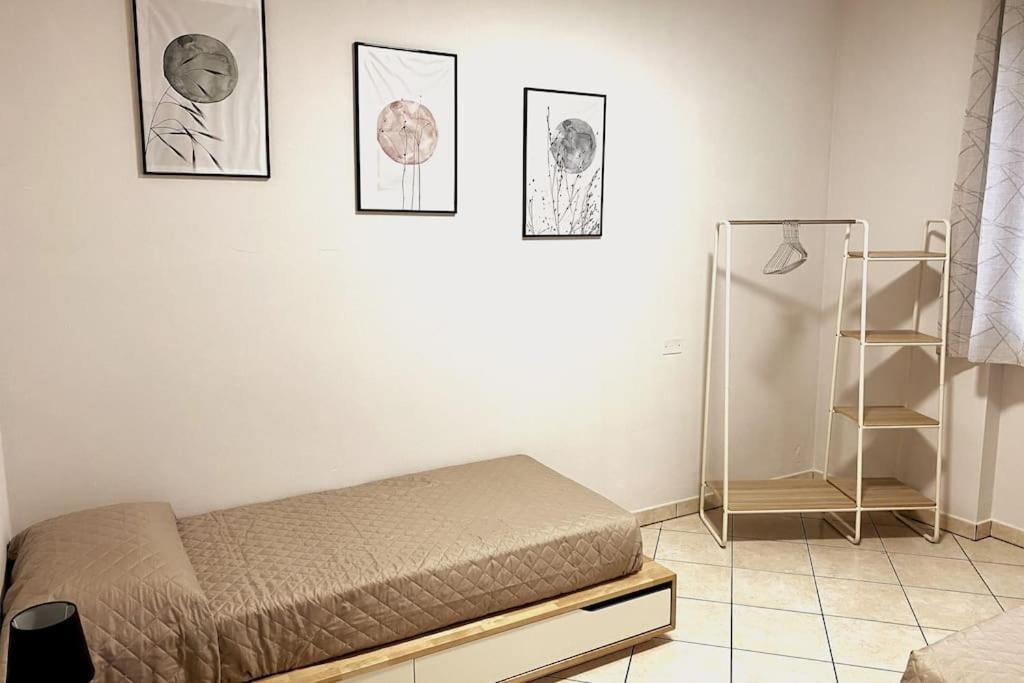 Hygge Holiday House Luino Buitenkant foto